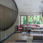 Novotel Rotterdam - 호텔 4*