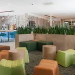 Novotel Rotterdam - 쉬담
