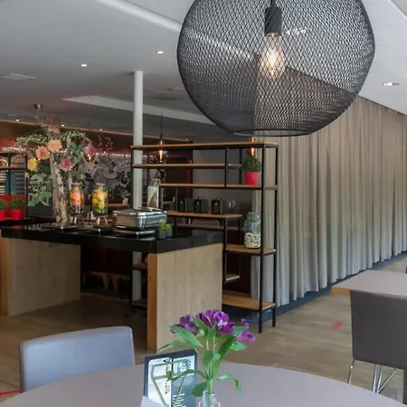 Hotel Novotel Rotterdam - 4*