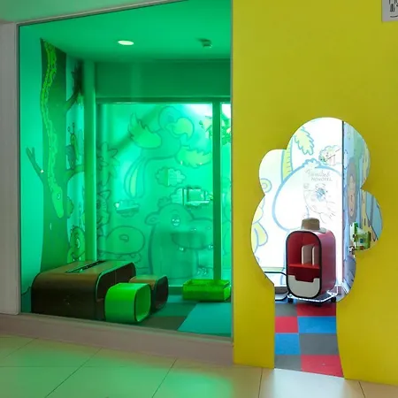 Hotel Novotel Rotterdam - 4*