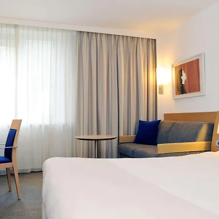Novotel Rotterdam - 4*