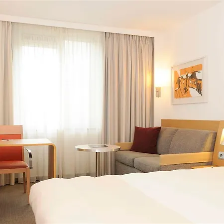 Novotel Rotterdam - 酒店 斯琴丹