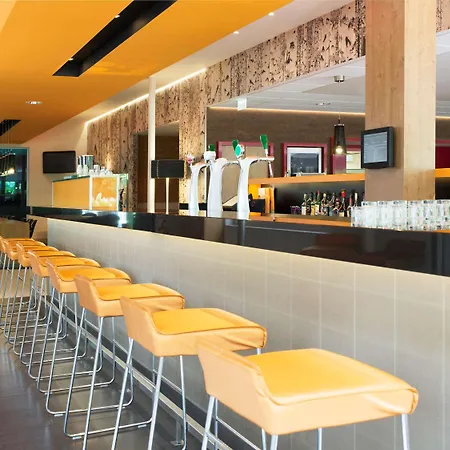 Novotel Rotterdam - 4*