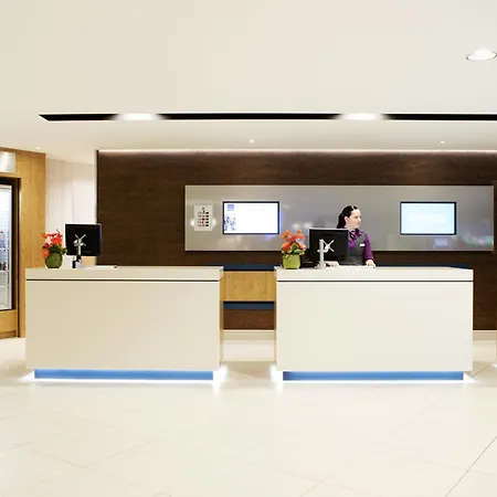 ホテル Novotel Rotterdam -