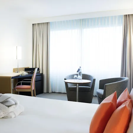 Szálloda Novotel Rotterdam - 4*