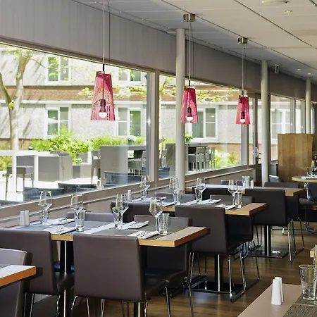 Novotel Rotterdam - Szálloda