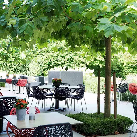 Otel Novotel Rotterdam - 4*