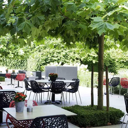 호텔 Novotel Rotterdam - 4*