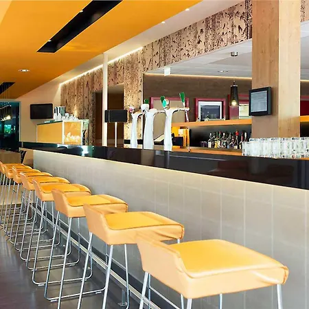 Novotel Rotterdam - 4*