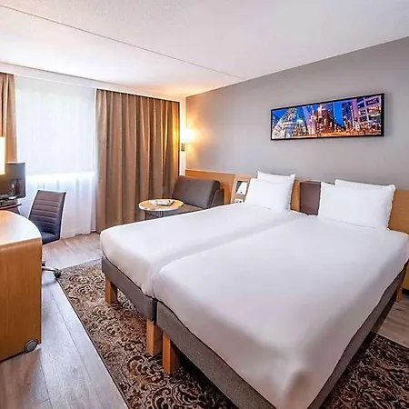 Novotel Rotterdam - 호텔