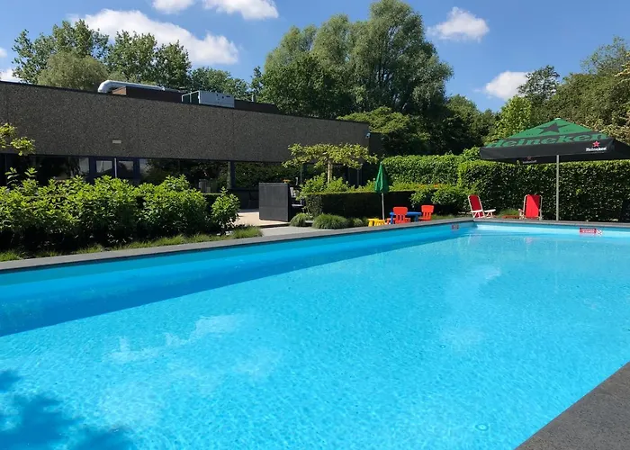 ホテル Novotel Rotterdam -