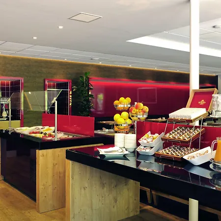 Novotel Rotterdam - מלון 4*