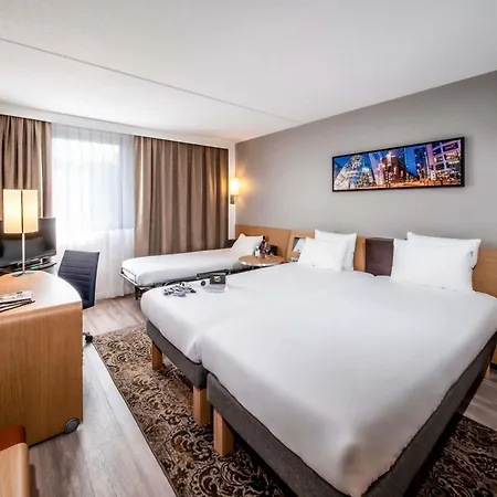 Novotel Rotterdam - 4*