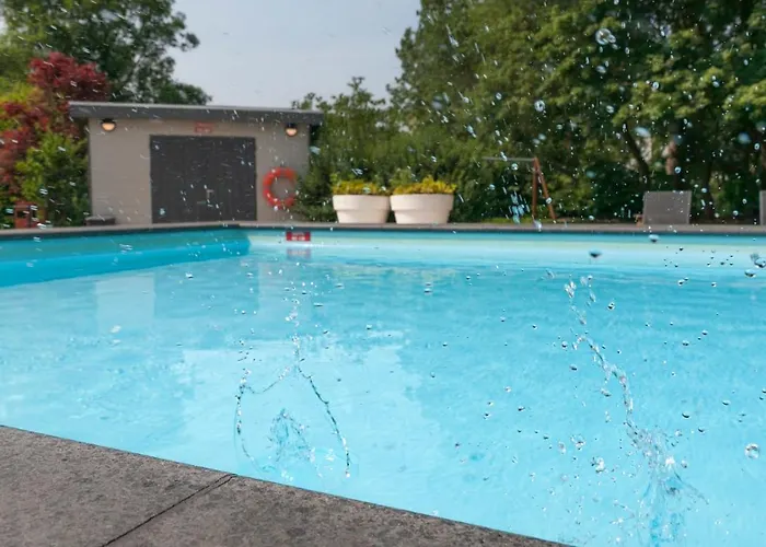 호텔 Novotel Rotterdam - 4*